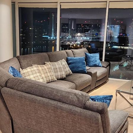 Luxury 2 Bed Apartment Excel 伦敦 外观 照片