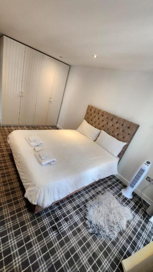 Luxury 2 Bed Apartment Excel 伦敦 外观 照片