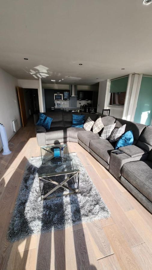 Luxury 2 Bed Apartment Excel 伦敦 外观 照片